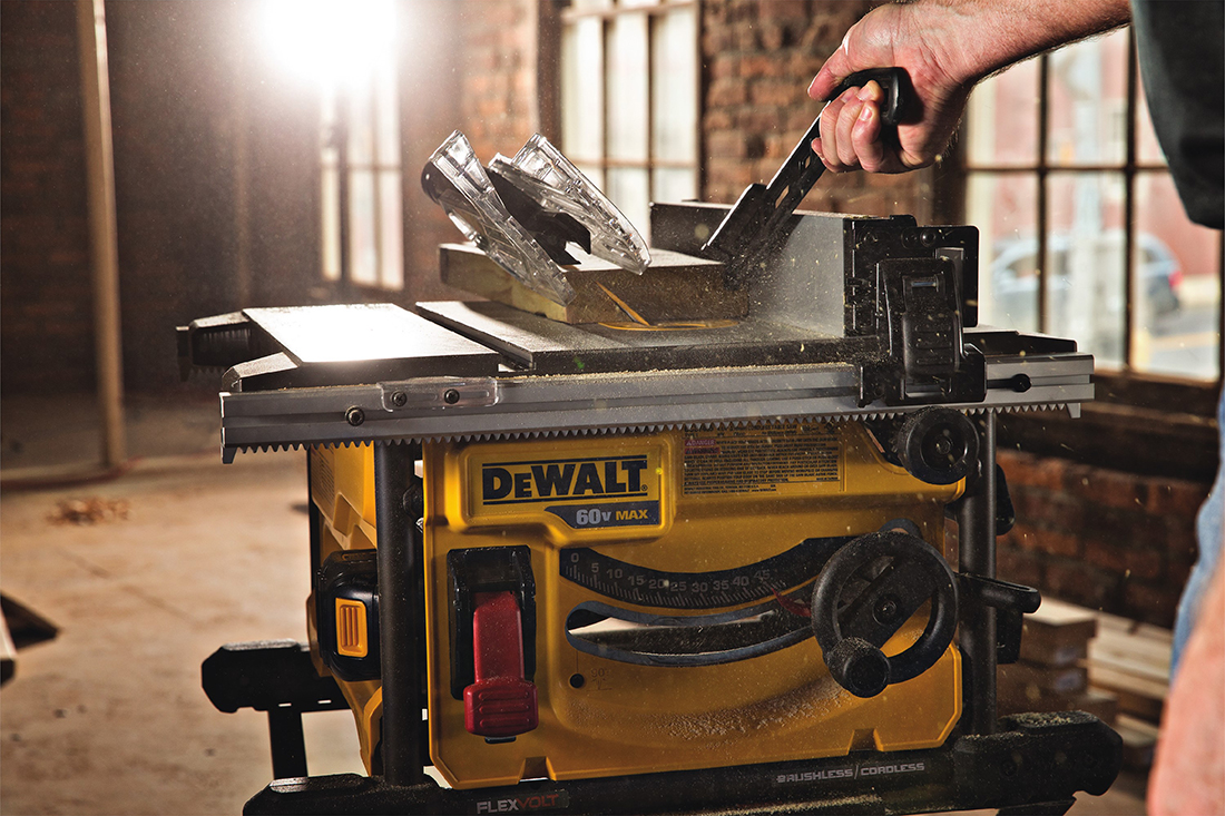 DeWalt FLEXVOLT 60V MAX Cordless Table Saw Helper