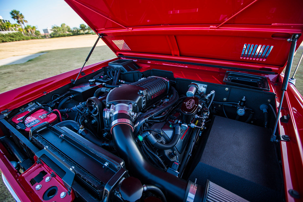 Supercharged 1975 Ford Bronco Engine