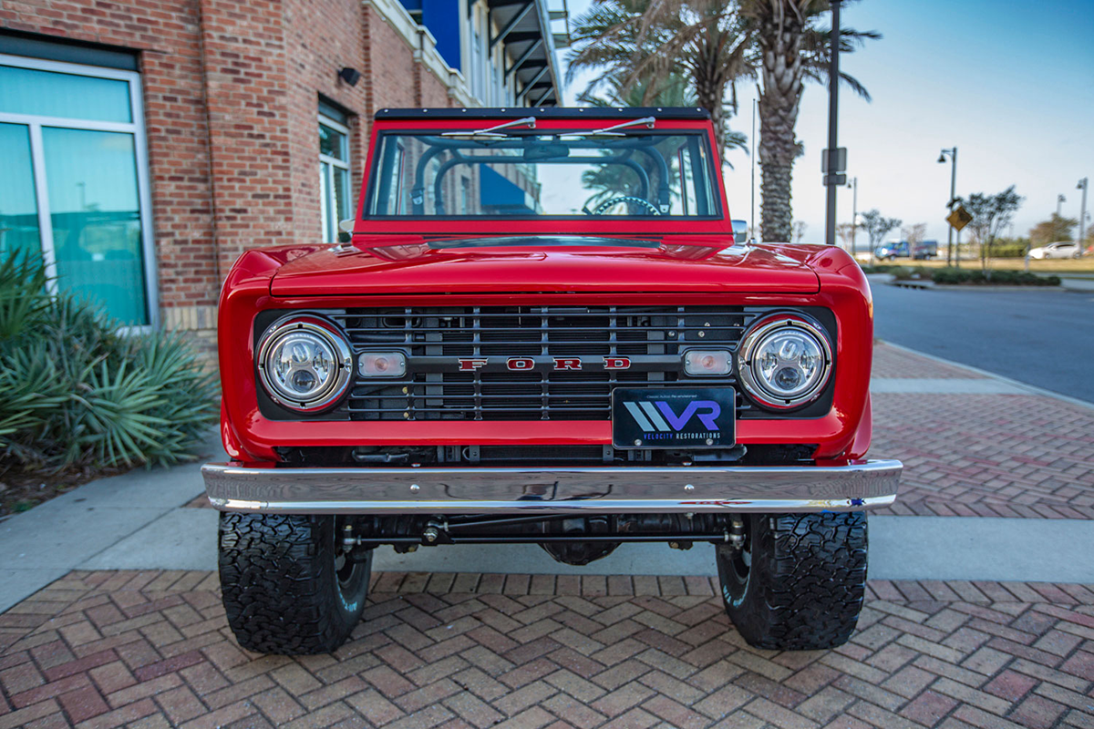 Supercharged 1975 Ford Bronco Front